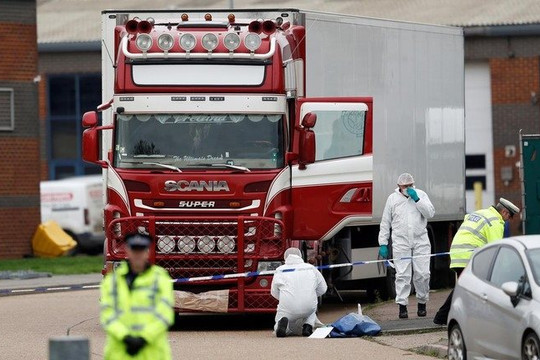 Pháp mở phiên tòa xét xử vụ 39 người Việt chết trong container ở Anh