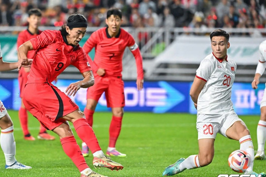 Bùi Hoàng Việt Anh vẫn được thi đấu tại vòng loại World Cup 2026