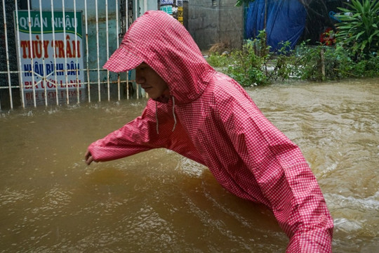 Về nơi "điểm nóng" ngập lụt ở Đà Nẵng