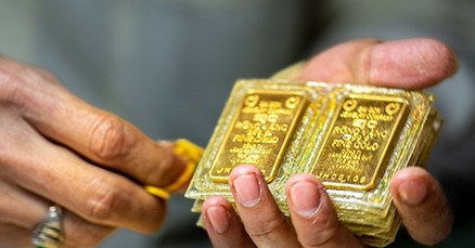 Giá vàng hôm nay 21/10/2023: Vàng SJC bán ra tăng mạnh