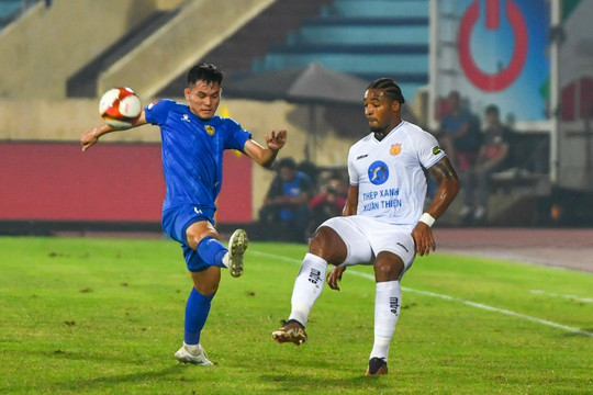 Câu lạc bộ Nam Định thắng nghẹt thở Quảng Nam tại vòng 1 V.League 2023-2024