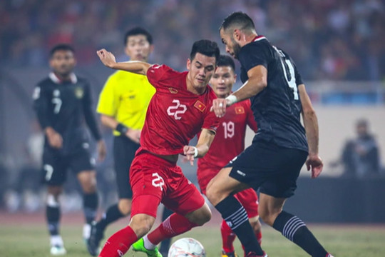 CĐV Indonesia đòi kiện lên FIFA vì đội nhà phải thi đấu tại sân Mỹ Đình