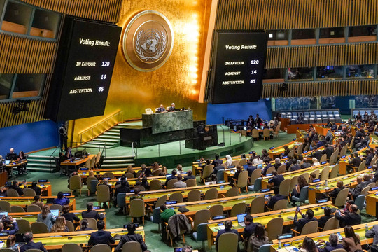 Israel, Palestine phản ứng trái chiều về nghị quyết kêu gọi ngừng bắn của Liên Hợp Quốc