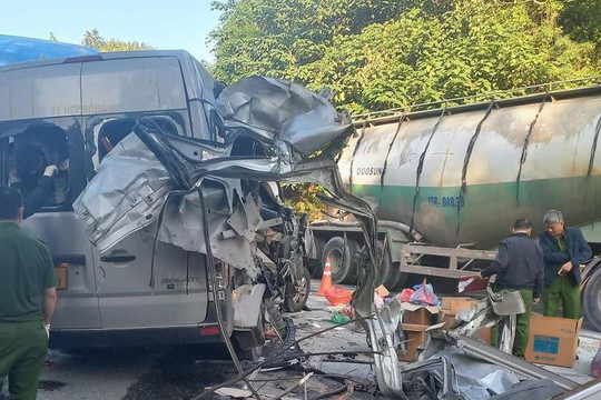 Lời khai của tài xế xe khách vụ tai nạn liên hoàn ở Lạng Sơn làm 5 người chết
