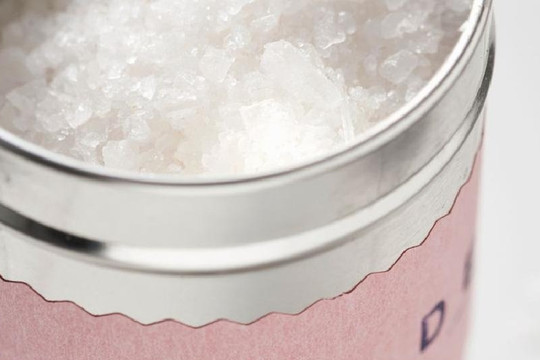Loại muối đắt đỏ dành cho hoàng gia, giá bán hơn 10 triệu đồng/kg