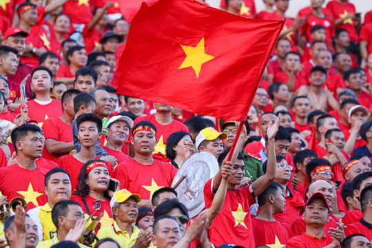 VFF vừa bán vé, vừa cảnh báo CĐV khi vào sân xem đội tuyển Việt Nam đá Iraq