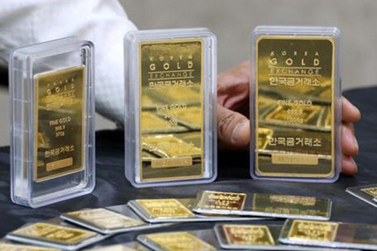 Giá vàng hôm nay 3/11/2023: Vàng SJC 'bốc hơi' 250 nghìn đồng/lượng