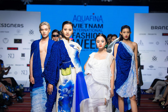 Vũ Việt Hà kể chuyện thời trang bền vững từ những giá trị truyền thống