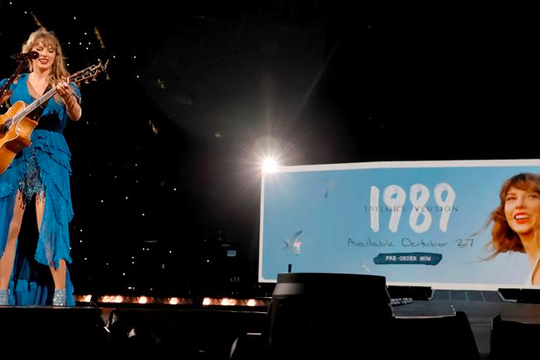 Taylor Swift phá kỷ lục của chính mình nhờ tái thu âm ‘1989′
