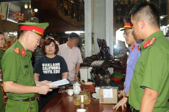 Bắt Giám đốc công ty Anh Pháp Việt ở Nghệ An vì tội buôn lậu