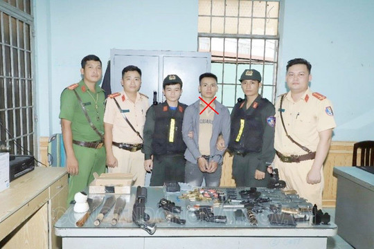 Phát hiện 'lò' sản xuất súng và hung khí nguy hiểm ở Đồng Nai