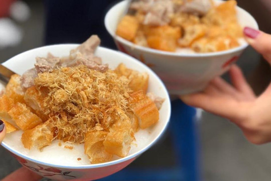 Dạo quanh Hà Nội, đón gió mùa về với food tour cực phẩm