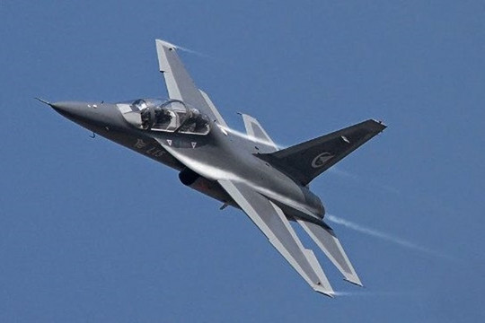 Quân sự thế giới hôm nay (22-11): Pakistan mua máy bay L-15 của Trung Quốc, Nga không kích đêm bằng bom RBK-500 từ thời Liên Xô