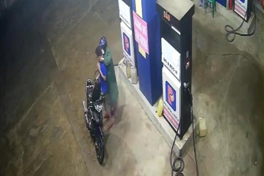 Kẻ cướp cầm liềm kề cổ, cướp tài sản của nhân viên cây xăng ở Quảng Nam