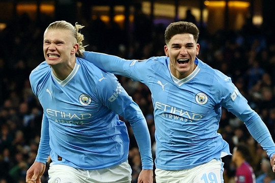 Haaland lập công, Man City ngược dòng ngoạn mục hạ Leipzig