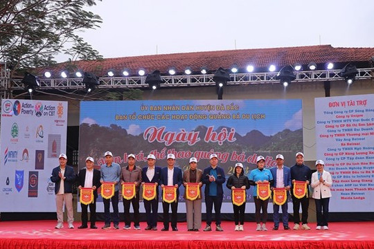 Xây dựng Đà Bắc trở thành điểm thu hút khách du lịch mới