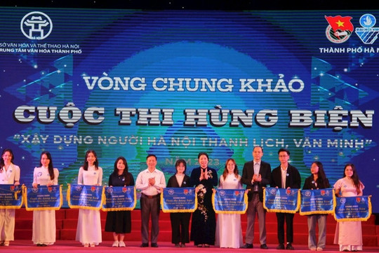 'Bún mắng, cháo chửi' có trong cuộc thi hùng biện về người Hà Nội văn minh