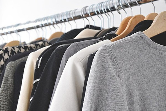 Quần áo mới mua về có cần giặt trước khi mặc không? Việc đơn giản nhưng rất nhiều người làm sai
