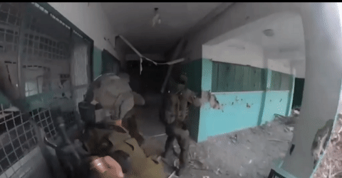 Israel công bố video cận chiến với chiến binh Hamas tại Gaza