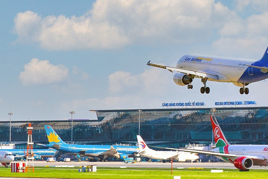 Các hãng bay chạy đua tăng chuyến phục vụ hành khách Tết 2024