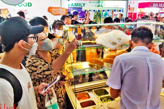 Món ăn đường phố của người Sài Gòn trở thành kỷ lục châu Á
