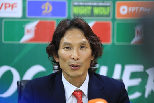 Huấn luyện viên Gong Oh-kyun thất vọng sau trận hoà của đội Công an Hà Nội