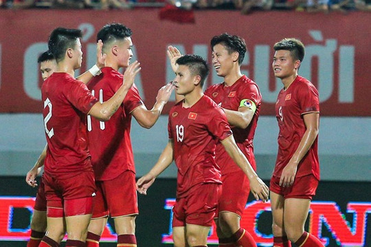 Danh sách tuyển Việt Nam dự Asian Cup 2023 chờ sự đột biến
