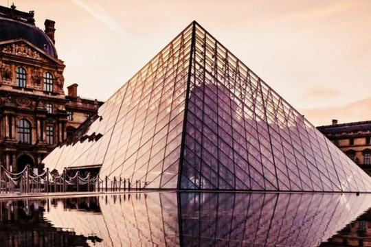 Bảo tàng biểu tượng của Pháp tăng giá vé khiến du khách 'chóng mặt'