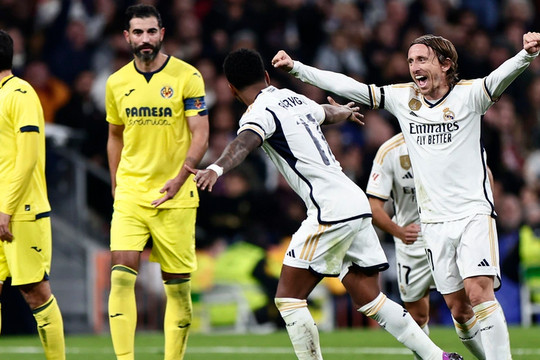 Bellingham và Modric ghi bàn, Real Madrid trở lại ngôi đầu bảng La Liga
