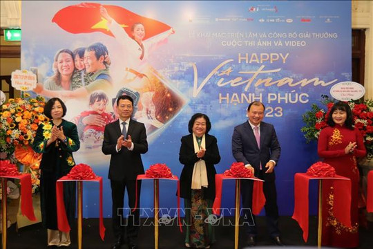 Lễ trao giải Cuộc thi ảnh và video 'Việt Nam hạnh phúc - Happy Vietnam'