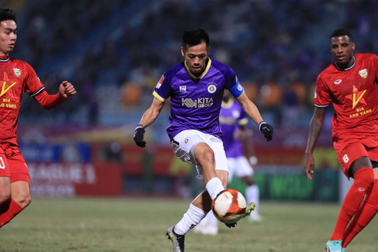 Hà Nội FC chia điểm với Hồng Lĩnh Hà Tĩnh tại vòng 7 V.League