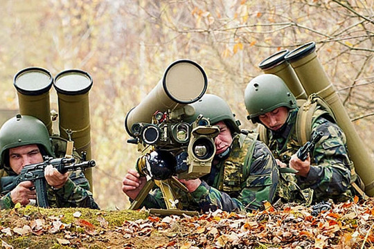 Quân sự thế giới hôm nay (24-12): Nga tăng cường sử dụng tên lửa chống tăng AT-13 Saxhorn-2 ở Ukraine