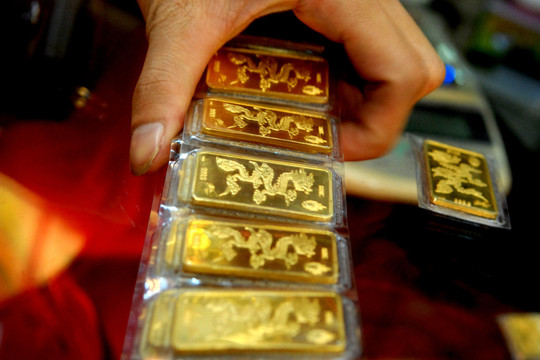 Giá vàng tăng lên mức lịch sử, áp sát 78 triệu đồng/lượng