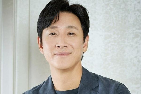Nam diễn viên Lee Sun Kyun được phát hiện đã qua đời trong ôtô