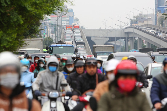 'Điểm mặt' nguyên nhân gia tăng ùn tắc giao thông dịp cuối năm ở Hà Nội