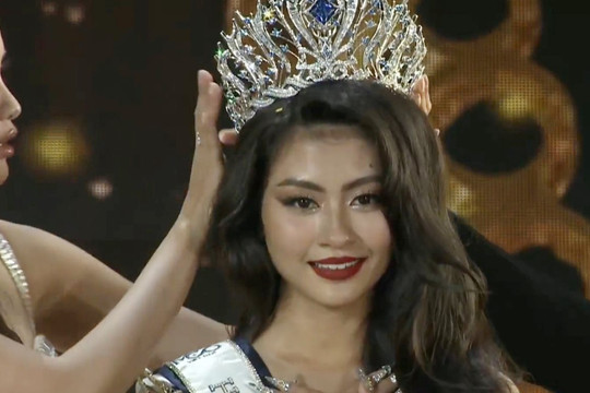 Xuân Hạnh đăng quang Miss Cosmo Vietnam 2023, Hoàng Nhung tiếc nuối vì trượt giải
