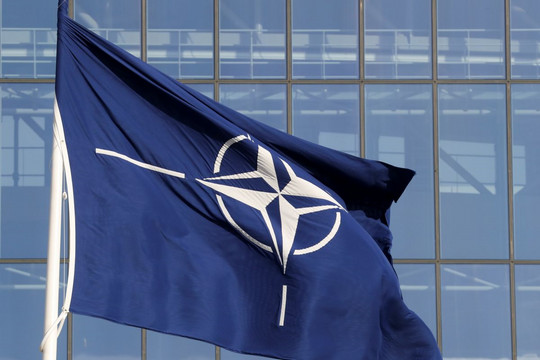 NATO mua 1.000 tên lửa Patriot