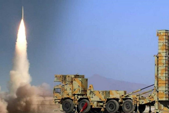 Uy lực tổ hợp tên lửa phòng thủ Bavar-373 của Iran