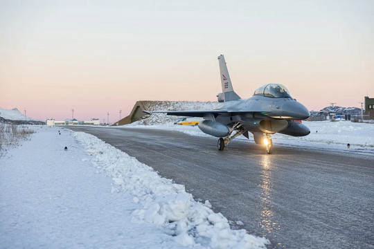 Quân sự thế giới hôm nay (7-1): F-16 tới Đan Mạch để huấn luyện phi công Ukraine; tên lửa hành trình Kh-32 sẽ được trang bị đạn chùm