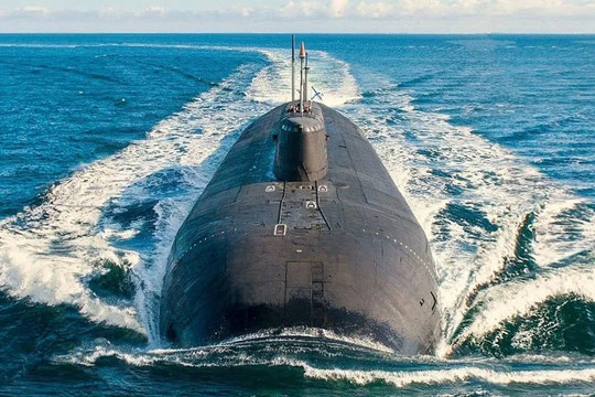Siêu tàu ngầm dài nhất thế giới mang theo vũ khí 'tận thế' của Nga