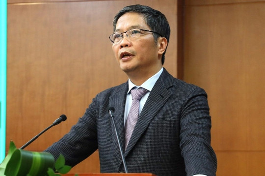 Ông Trần Tuấn Anh báo cáo kết quả hoạt động của Ban Kinh tế Trung ương