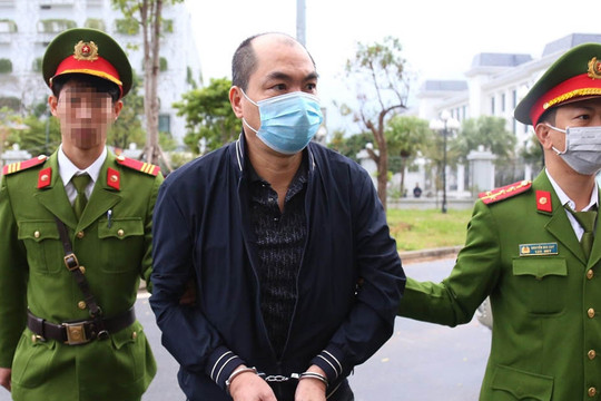 Vụ Việt Á: Luật sư nói vợ cựu Giám đốc CDC Hải Dương phải vay lãi nộp khắc phục