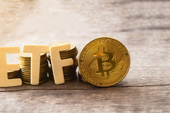 Mỹ phê duyệt Bitcoin ETF: Giá Bitcoin 'bay cao', quỹ Bitcoin ETF hút 4,6 tỷ USD