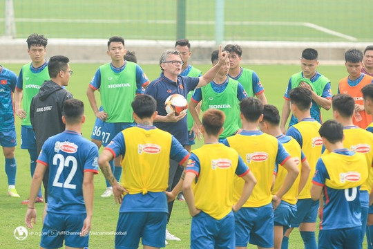 Tuyển Việt Nam có thể sử dụng đội hình mới tại vòng chung kết Asian Cup