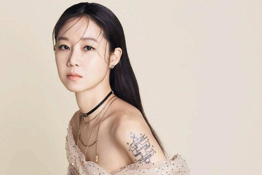 'Chị đẹp' Gong Hyo Jin: Giàu có, hôn nhân viên mãn bên chồng kém 10 tuổi
