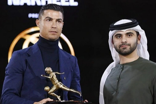 Hụt giải thưởng Globe Soccer vào tay Haaland, C.Ronaldo nói điều bất ngờ
