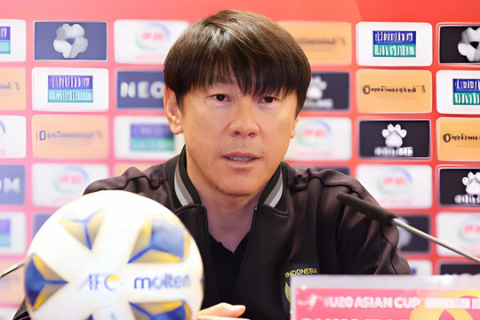 HLV Shin Tae Yong: Indonesia thắng tuyển Việt Nam nhờ may mắn