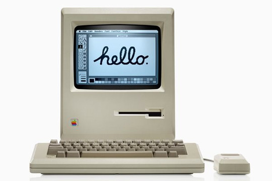 Ngày này 40 năm trước, Steve Jobs giới thiệu chiếc máy tính Macintosh đầu tiên