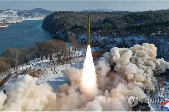 Triều Tiên: Phóng nhiều tên lửa hành trình từ bờ biển phía Đông