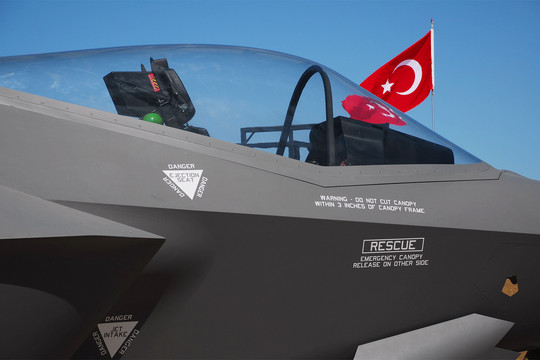 Quân sự thế giới hôm nay (2-2): Thổ Nhĩ Kỳ có thể trở lại chương trình F-35 chỉ khi giải quyết được vấn đề tên lửa S-400